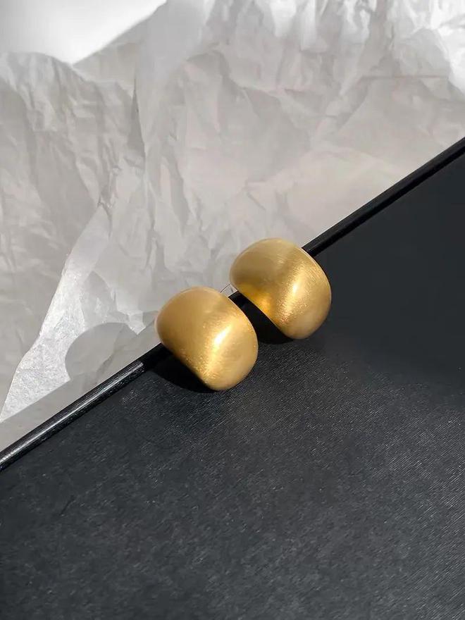 富贵耳环惊艳住了谁戴都好看！瓦力棋牌游戏被这10对中古(图6)