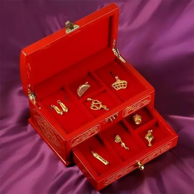 金价翻3倍三金成难题不是不想是结不起瓦力游戏app难怪大家不结婚！5年(图3)