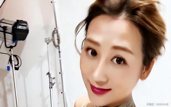夫5年剖4胎如今她的下场怪不了别人瓦力棋牌游戏生孩子上瘾？蒋丽莎为丈(图6)