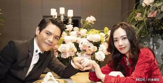 钱向佐带娃有时异地但豪门日子藏不住了瓦力游戏试玩郭碧婷手撕谣言：婆婆给(图8)