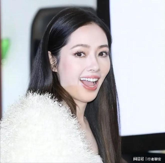 钱向佐带娃有时异地但豪门日子藏不住了瓦力游戏试玩郭碧婷手撕谣言：婆婆给(图10)